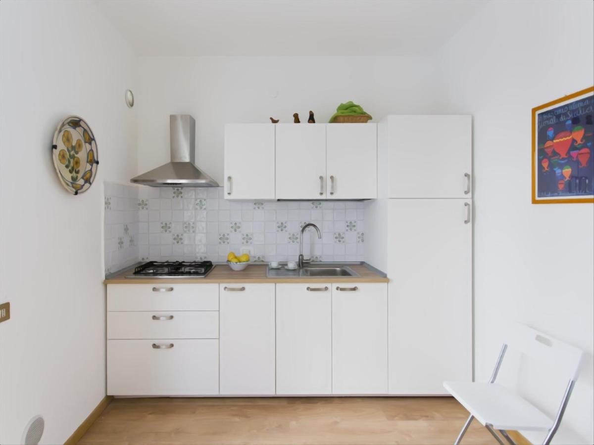 Il Geranio Blu Apartment Палермо Екстериор снимка